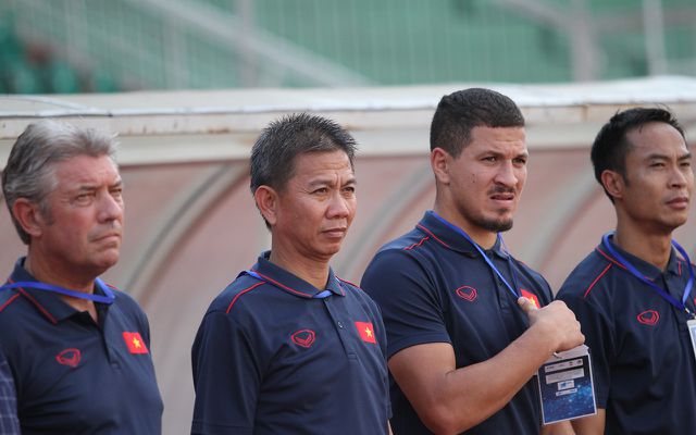 Bóng đá Việt Nam và khoảng trống sau lưng thế hệ Công Phượng, Quang Hải-2