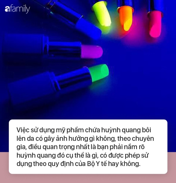 Kinh hãi hình ảnh cơ thể cô gái phát sáng như zombie khi thoa kem dưỡng sau tắm trắng-4