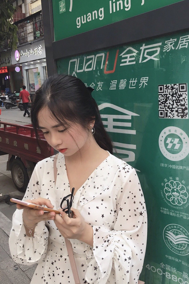 Tân sinh viên ĐH Luật Hà Nội gây sốt với bức ảnh góc nghiêng khoe vẻ baby khó cưỡng, xem được thành tích học càng khiến dân tình xôn xao hơn-7