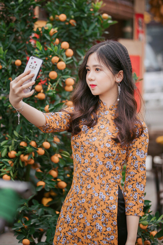 Tân sinh viên ĐH Luật Hà Nội gây sốt với bức ảnh góc nghiêng khoe vẻ baby khó cưỡng, xem được thành tích học càng khiến dân tình xôn xao hơn-20