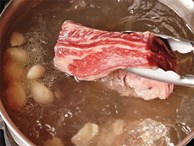 Muốn khử mùi hôi của thịt lợn bạn chỉ cần thêm thứ này vào khi nấu