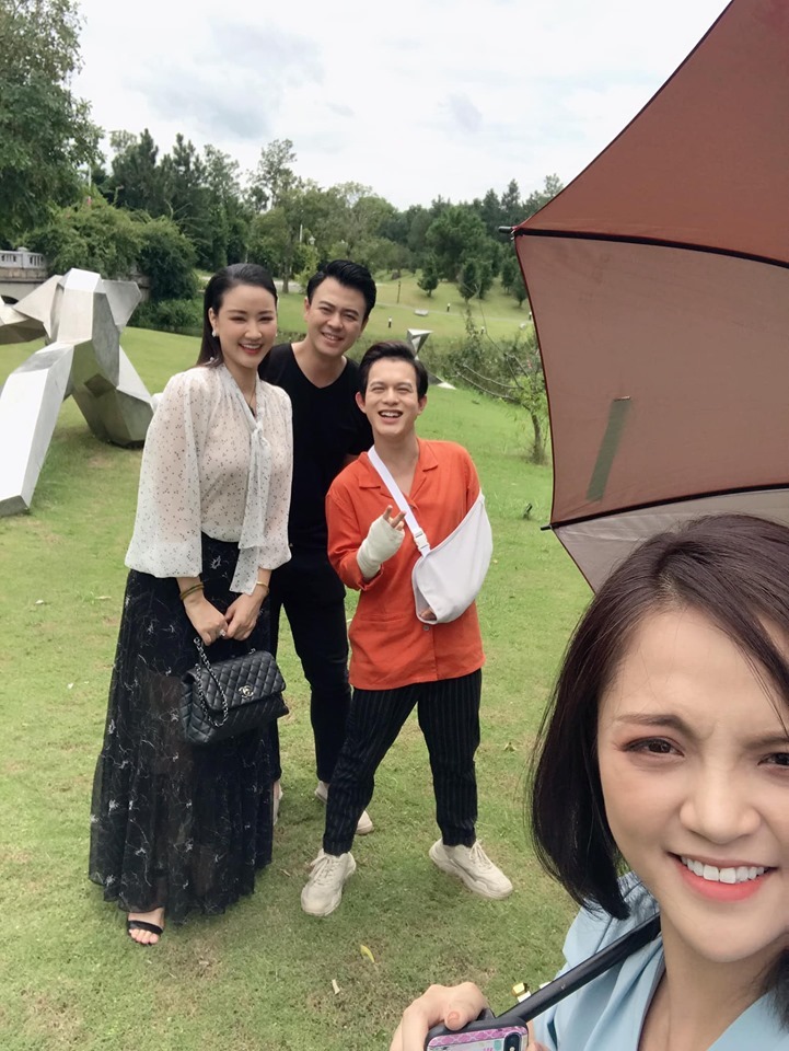 Vợ cũ của Quốc trong Về nhà đi con đẹp, sexy không kém Thu Quỳnh-5