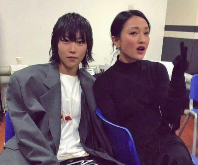 Tin đồn chấn động Cbiz: Châu Tấn đã đăng ký kết hôn với con gái Vương Phi - người từng cướp đi Lý Á Bằng?-6