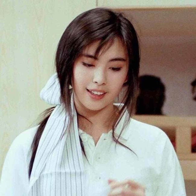 Xà tinh, Đông Phương Bất Bại: 2 nhan sắc trăm năm có một, xưa nay hiếm-2