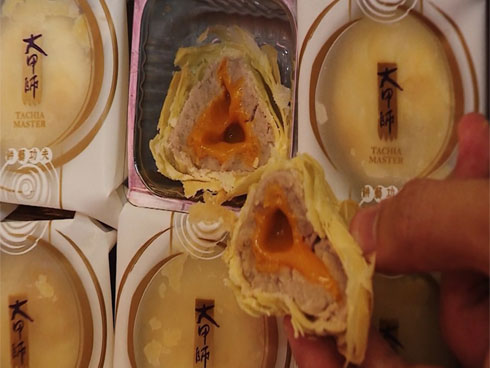 Vài triệu một chiếc bánh trung thu, tại sao ai cũng thèm thuồng muốn mua?-3