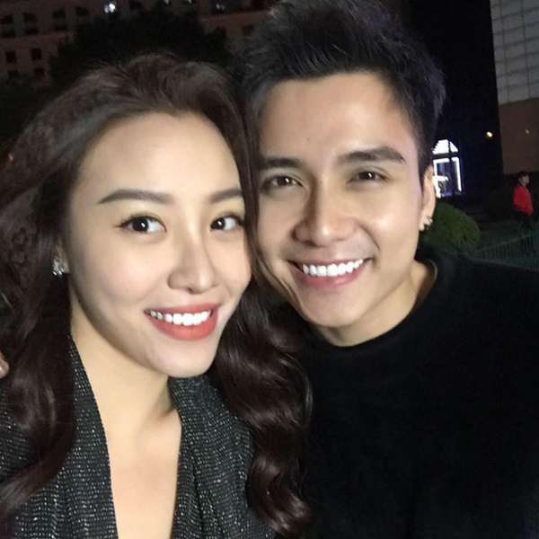 Vợ xinh như hot girl của Mạnh Quân phim Về nhà đi con ngoại truyện-4