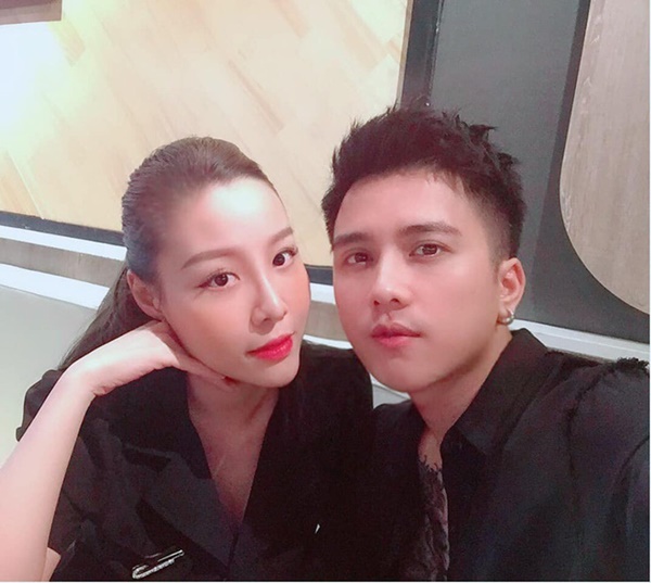 Vợ xinh như hot girl của Mạnh Quân phim Về nhà đi con ngoại truyện-9