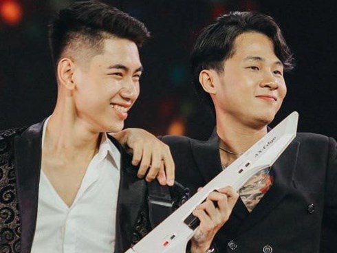 Chàng trai cùng Jack tạo hit 'Sóng gió' khiến Hoài Linh kinh ngạc