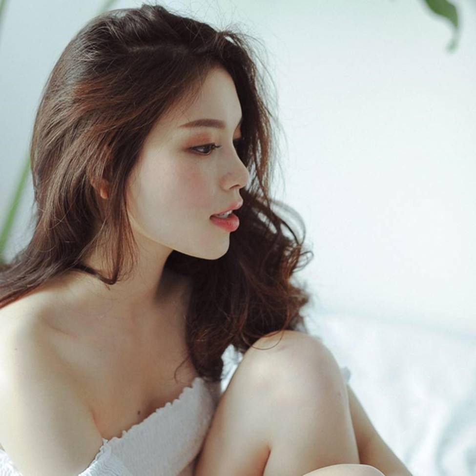 Cô gái nóng bỏng khiến em chồng thiếu gia của Hà Tăng mê đắm-9