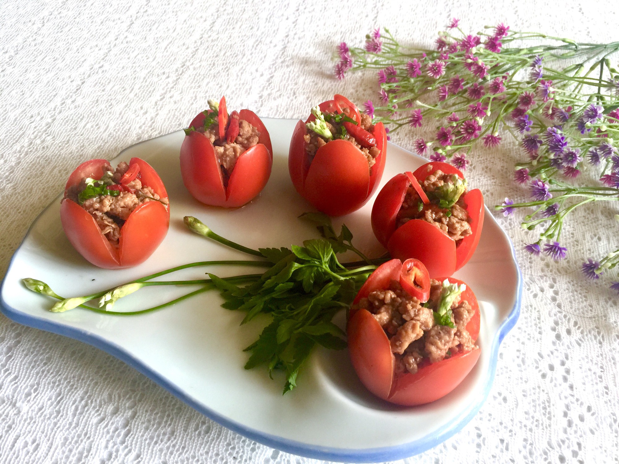 Người vợ quốc dân đây rồi, nấu mâm cơm cuối tuần khiến ai nấy đều phải xuýt xoa khen ngợi!-2