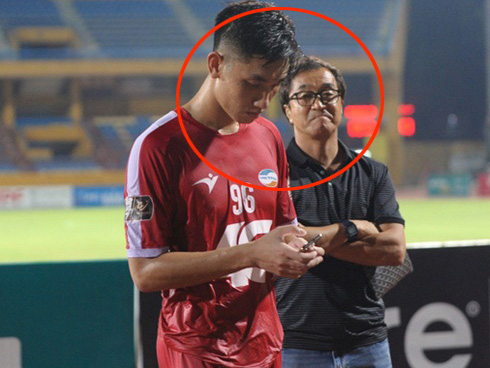 Ai sẽ thay thế Văn Hậu ở đại chiến với Thái Lan?-4