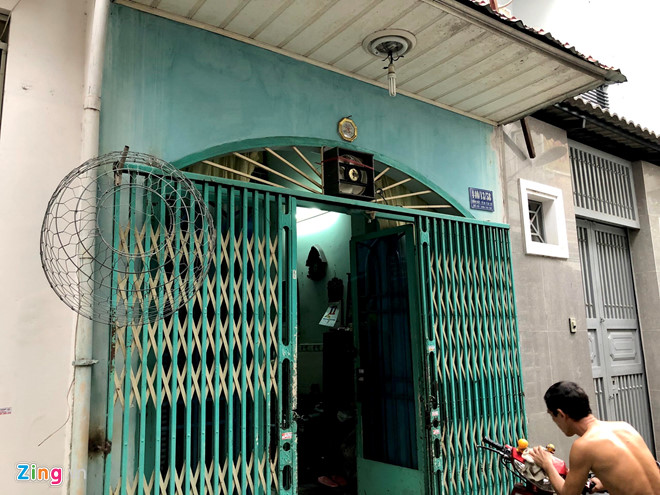 Cãi nhau vì sổ hộ khẩu, em rút dao đâm chết anh trai-1