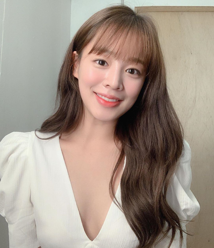 Người bán có thể tâng bốc Vitamin C về khả năng làm sáng, nhưng liệu họ có nói cho bạn cách bảo quản hay dùng sao cho không phá da-4