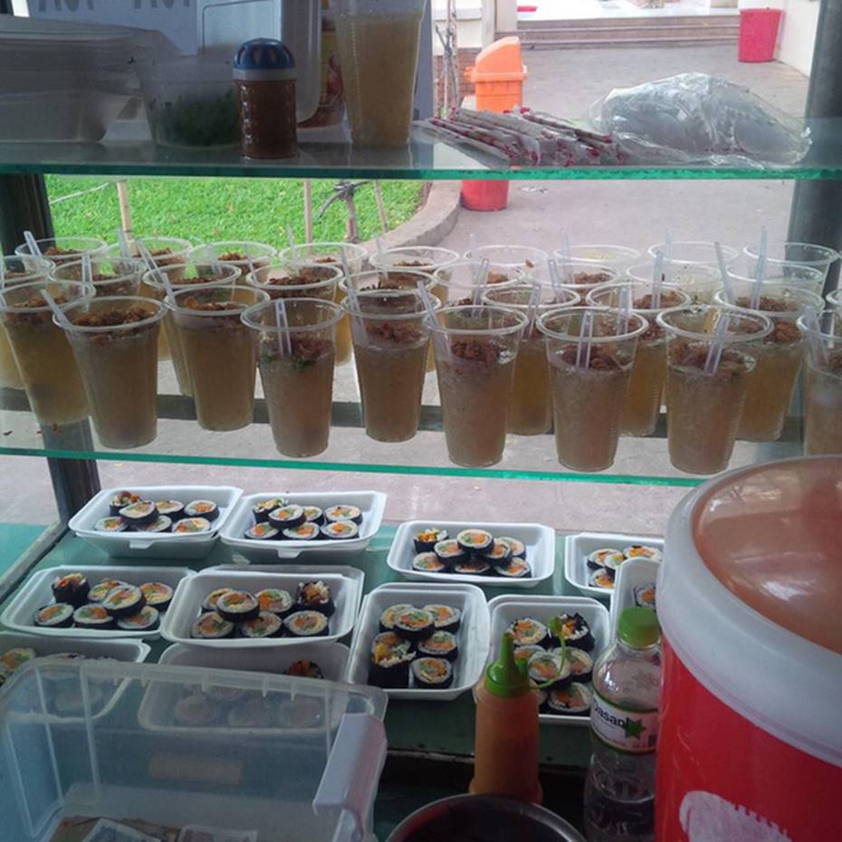 Nhìn căng tin trường người ta mà cứ ngỡ lạc vào thiên đường ẩm thực, hội học trò đồng loạt giơ tay xin chuyển trường!-9