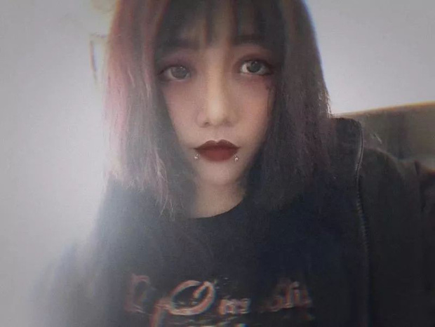 Chàng trai bật khóc khi diện kiến nữ thần của lòng mình ngoài đời, tự hứa sẽ không bao giờ yêu qua mạng nữa-1