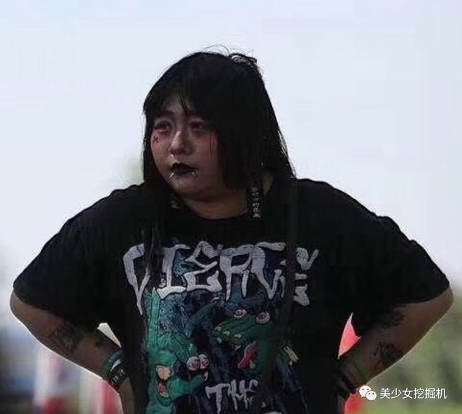 Chàng trai bật khóc khi diện kiến nữ thần của lòng mình ngoài đời, tự hứa sẽ không bao giờ yêu qua mạng nữa-3