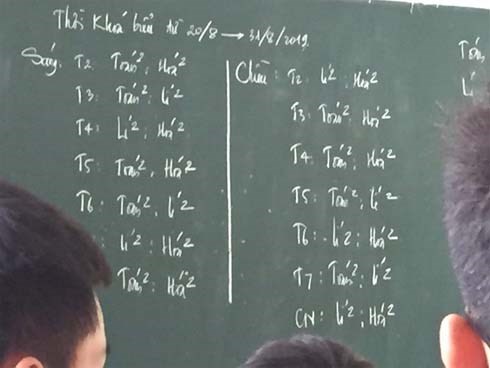 Choáng với lịch học khi mới vào năm học, hội sợ Toán Lý Hóa nhìn vào đảm bảo sẽ nổi cả gai ốc