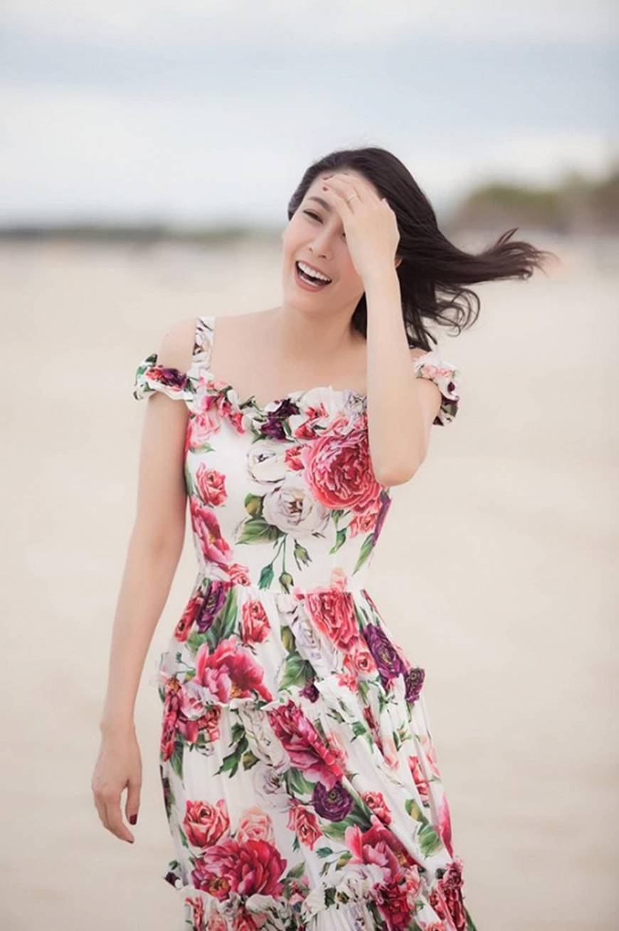 Nhan sắc chim sa cá lặn của Hoa hậu Hà Kiều Anh ở tuổi 43-5