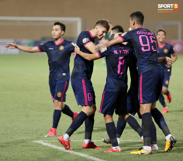 Các đối thủ cạnh tranh thi đấu quá hay, Hoàng Anh Gia Lai lâm nguy trong cuộc đua trụ hạng-1