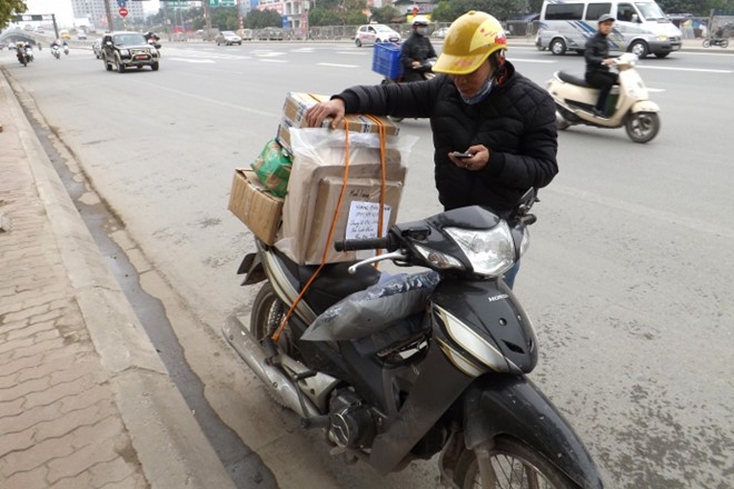 Nỗi khổ của anh shipper khi gọi điện, nhắn tin cho khách lại bị chồng của khách tưởng là nhân tình, gửi lời cảnh báo-1