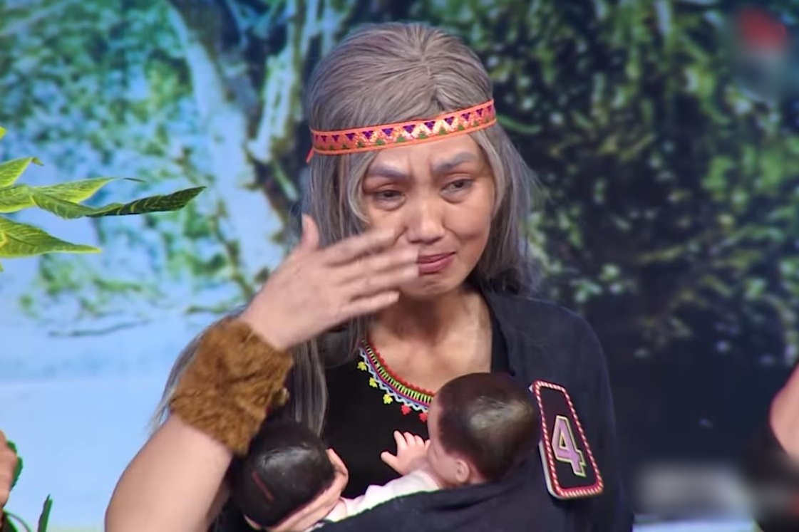 Trấn Thành, Việt Hương oà khóc trước cô gái nuôi 2 đứa trẻ suýt bị chôn sống-8