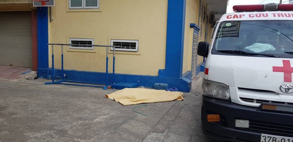 Vụ thầy giáo người nước ngoài tử vong: Lúc rơi xuống có sợi dây điện quấn quanh cổ-2