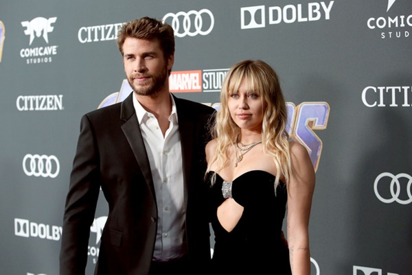 Bạn bè của Liam Hemsworth tiết lộ nam diễn viên thường xuyên bị Miley Cyrus nhục mạ-1