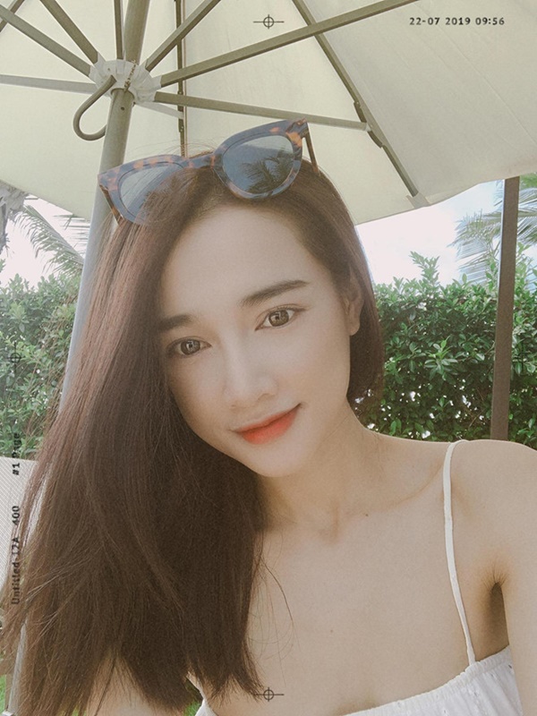 Nhã Phương mặc gây tranh cãi hơn sau khi sinh con đầu lòng-6