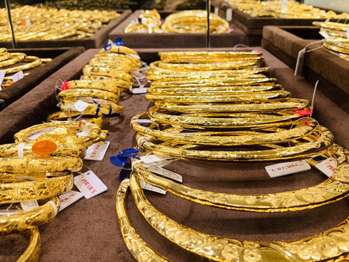 Vàng lên 56 triệu đồng/lượng, chờ đợi điều khủng khiếp xảy ra-2