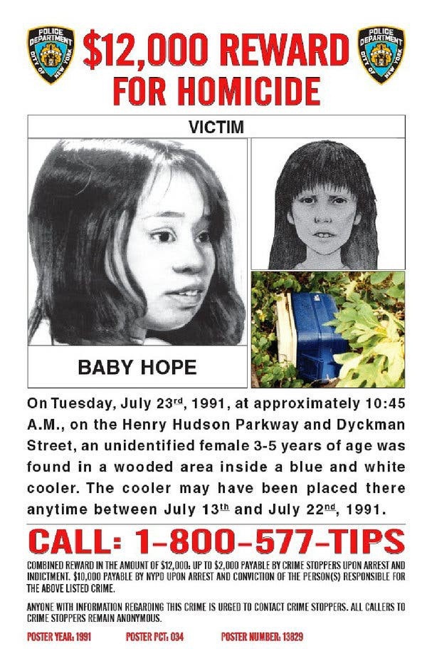 Chiếc thùng đá đựng thi thể không mảnh vải che thân của bé gái 4 tuổi tố cáo tội ác giết người man rợ và phản ứng tàn nhẫn của người mẹ-6