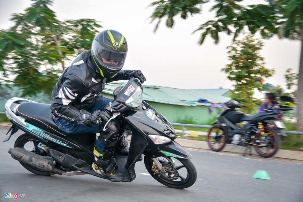 Đi xe tay ga trên đường đèo dốc - nguy hiểm hơn, cần nhiều kỹ năng hơn-4