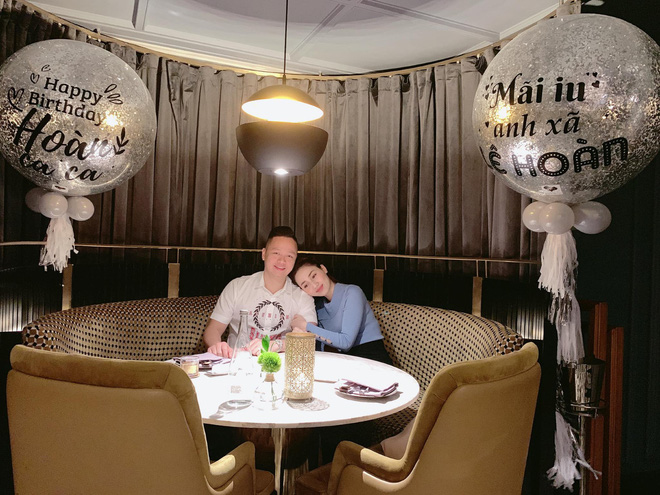 Cùng là Á hậu nhưng cuộc sống của 2 chị em Thanh Tú sau khi lấy chồng lại rất khác nhau-8