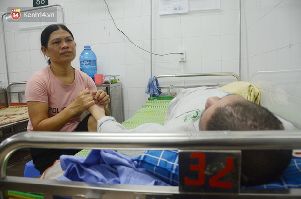 Nỗi đau tột cùng của người chồng trẻ sống cảnh đời thực vật sau tai nạn, không thể nhớ mặt 3 người con-3