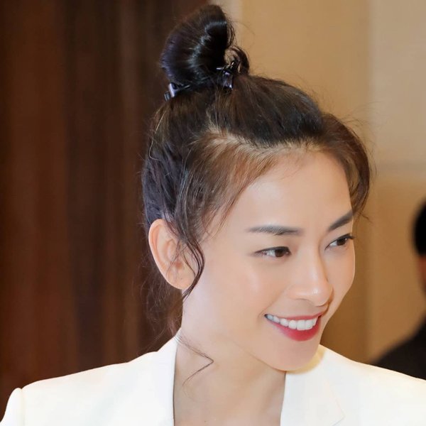 Đây là kiểu tóc hack tuổi siêu đỉnh khiến loạt mỹ nhân Vbiz mê mệt-5