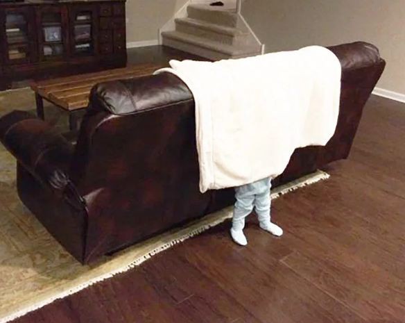 Cười té ghế với loạt ảnh đáng yêu của các bé, mất công tìm chỗ trốn nhưng vẫn giấu đầu hở đuôi-5