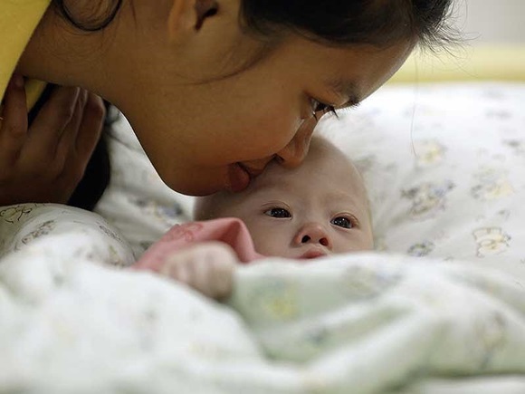 Thị trường mua bán trứng và tinh trùng phi pháp ở Thái Lan: Người người săn giống đẹp và thông minh giá nghìn đô của người mẫu và nam sinh y khoa-2