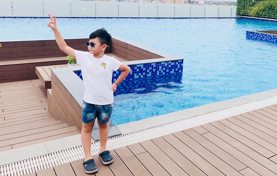 Lã Thanh Huyền lấy chồng đại gia, ở penthouse triệu đô, cả mùa hè chỉ cho con làm việc này để chuẩn bị vào lớp 1-3