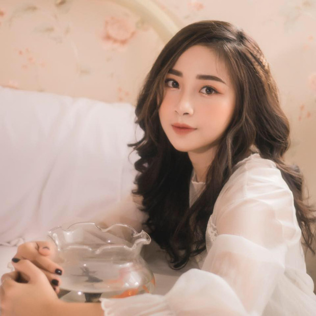 Nghi vấn Văn Đức đã thực sự chia tay Ngọc Nữ, có người mới là hot girl đình đám Nghệ An-4