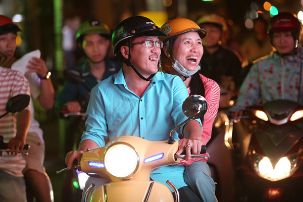 Xe ô tô biết…tâm sự thu hút người dân Sài thành-2