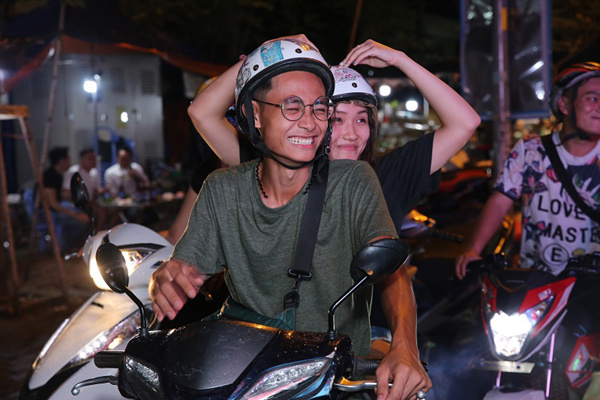 Xe ô tô biết…tâm sự thu hút người dân Sài thành-3