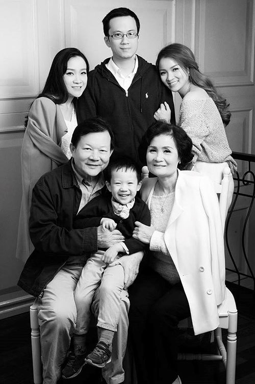 Siêu vòng một” Thủy Top: Là tiểu thư cành vàng lá ngọc trong gia đình trâm anh thế phiệt-3