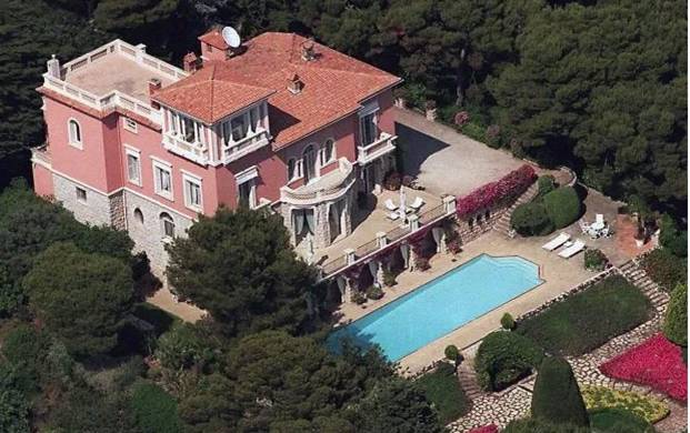 Meghan Markle bế con trở về London, bị gọi là kẻ đạo đức giả khi 4 lần dùng phi cơ riêng trong 11 ngày, ai cũng thương cho bé Archie-5