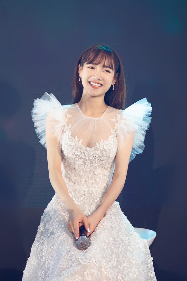 Sau gần 1 năm lấy Trường Giang rồi sinh con, Nhã Phương thay đổi ra sao?-5