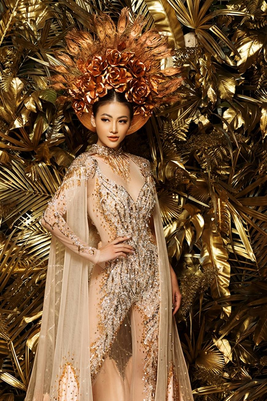 Cận cảnh bộ quốc phục huyền thoại giúp Hoa hậu Phương Khánh làm nên kỳ tích cho nhan sắc Việt-6