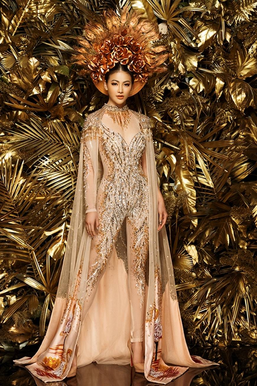 Cận cảnh bộ quốc phục huyền thoại giúp Hoa hậu Phương Khánh làm nên kỳ tích cho nhan sắc Việt-8