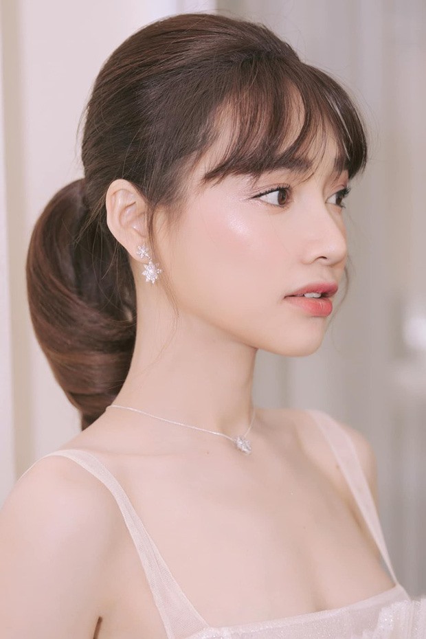 Nhan sắc trong veo của Nhã Phương sau khi sinh con-1