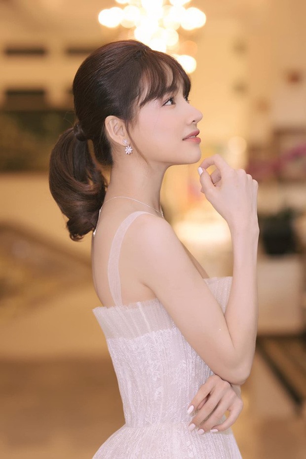 Nhan sắc trong veo của Nhã Phương sau khi sinh con-5