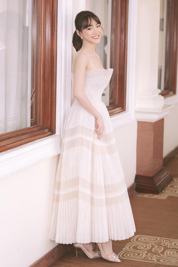 Nhan sắc trong veo của Nhã Phương sau khi sinh con-7