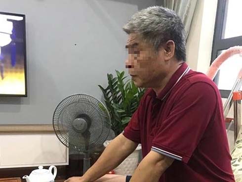 Người đưa đón trẻ trường Gateway khẳng định: Xem video không thấy cháu L. xuống khỏi xe nhưng tôi khẳng định cháu L. đã xuống-3