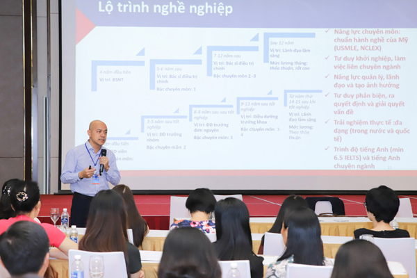 Nữ sinh 17 tuổi giành giải nhất cuộc thi viết luận bằng tiếng Anh Write4Change-7